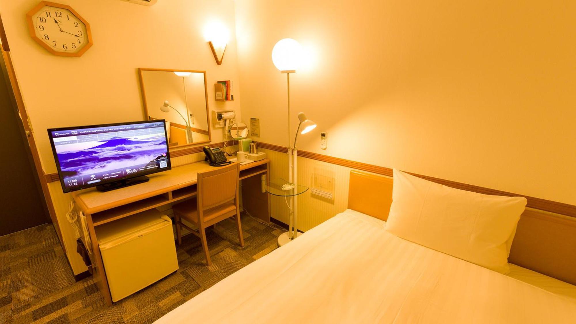 Toyoko Inn Sasebo Ekimae Номер фото