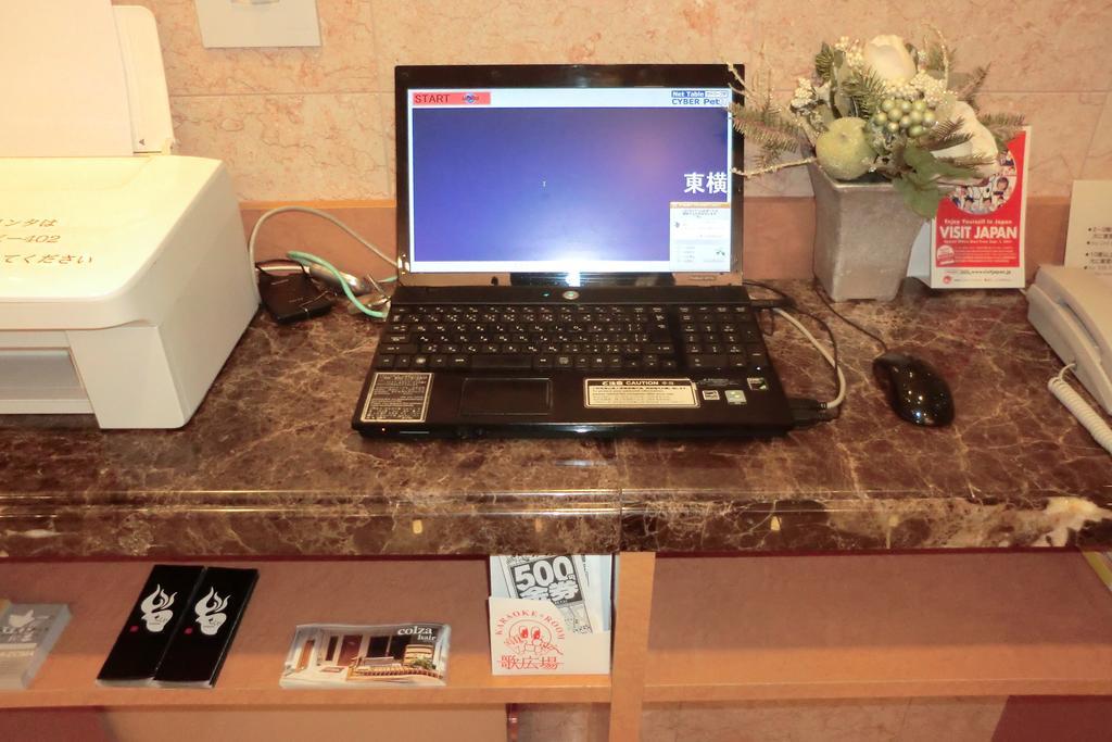 Toyoko Inn Sasebo Ekimae Экстерьер фото